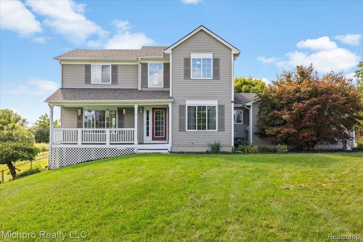 672 South Hurd Road Oxford, MI 48371 - Photo 7 of 51 Gallery Image 7