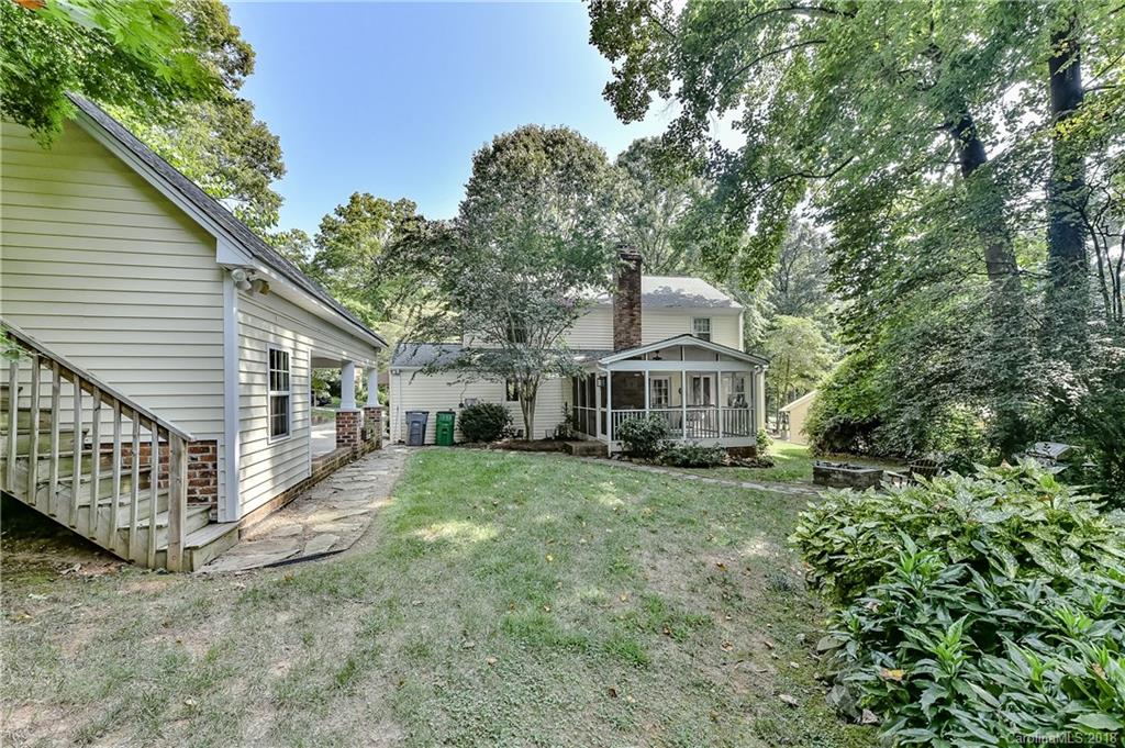 6124 Gate Post Road, Unit 10 Charlotte, NC 28211 - Photo 27 of 32 Gallery Image 27