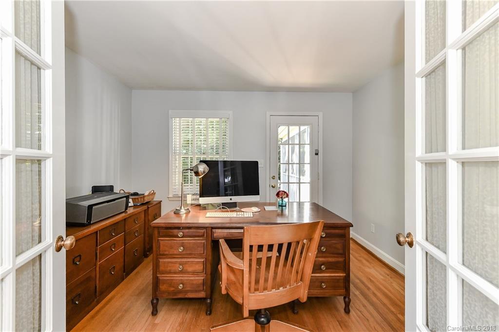 6124 Gate Post Road, Unit 10 Charlotte, NC 28211 - Photo 10 of 32 Gallery Image 10