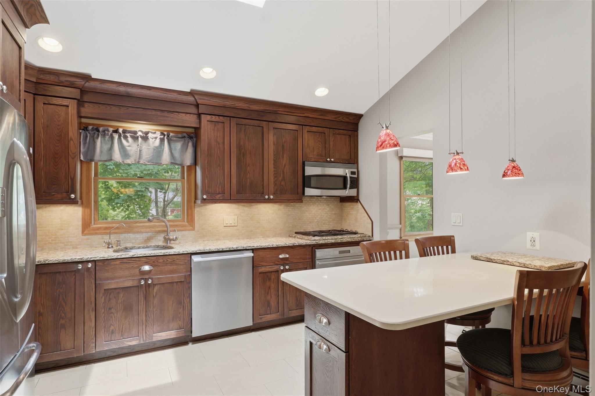 226 Ehrhardt Road Pearl River, NY 10965 - Photo 7 of 43