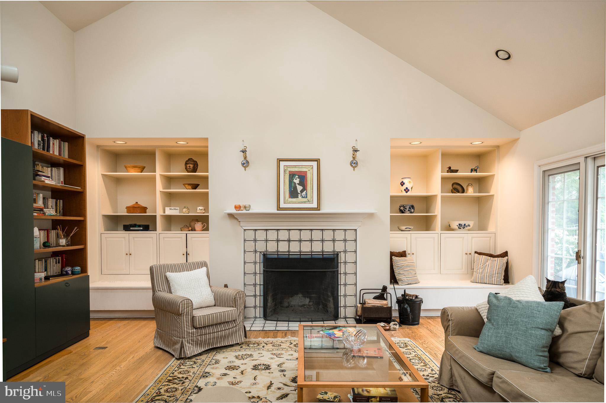 731 Mt Moro Road Villanova, PA 19085 - Photo 11 of 44 Grat Room