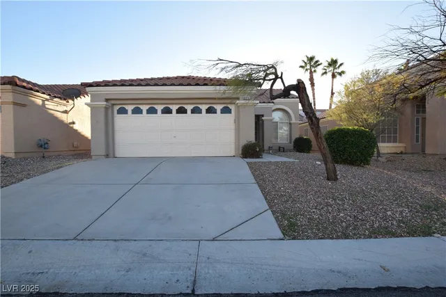 $2,400 | 8041 Pottery Creek Drive, Las Vegas, NV 89128