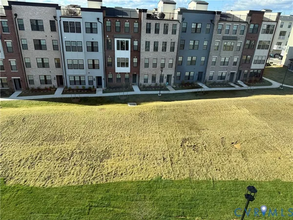 $2,850 | 527 Munson Woods Walk, Unit B, Henrico, VA 23233