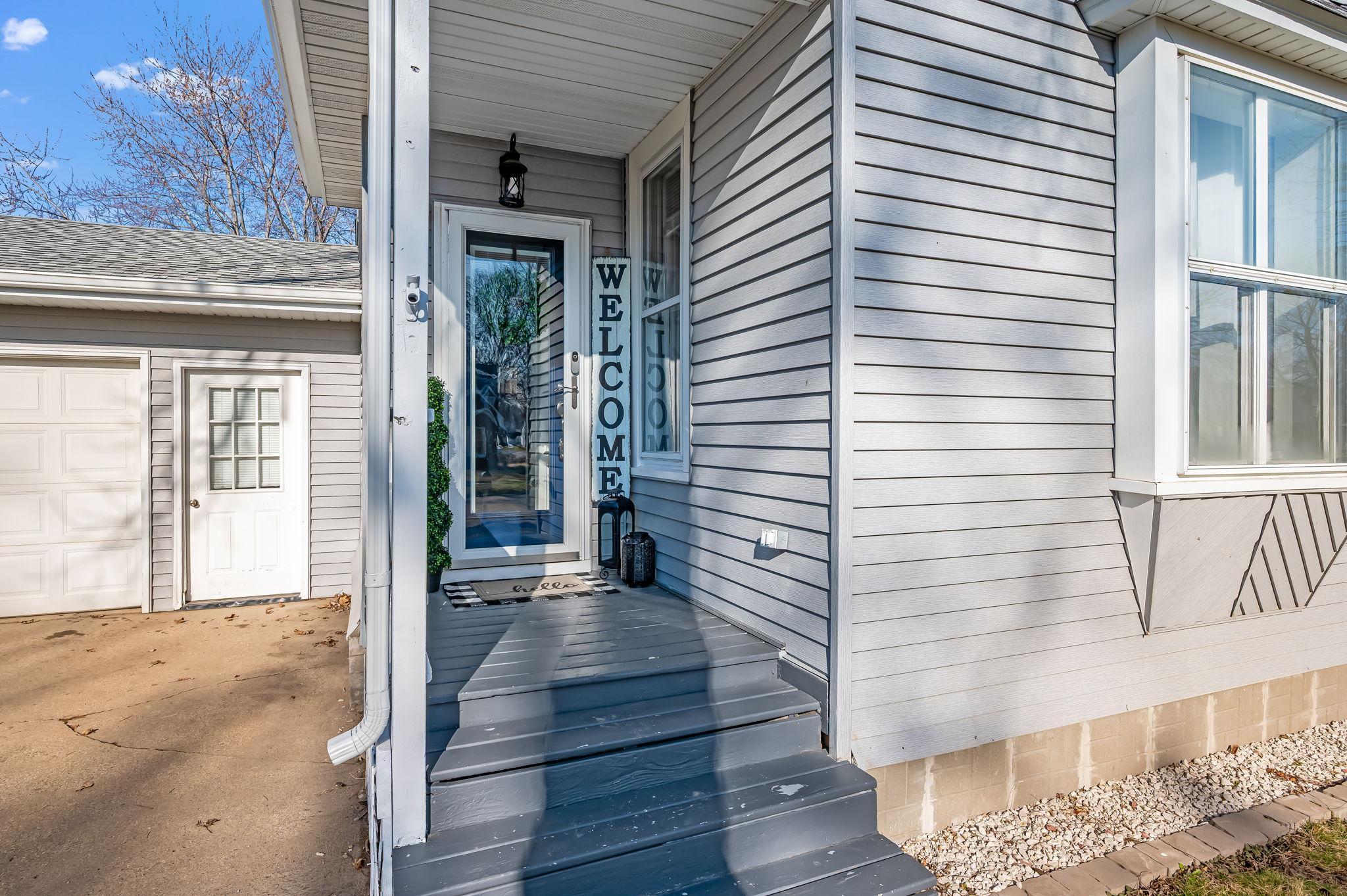 1452 5th Avenue Windom, MN 56101 - Photo 3 of 36