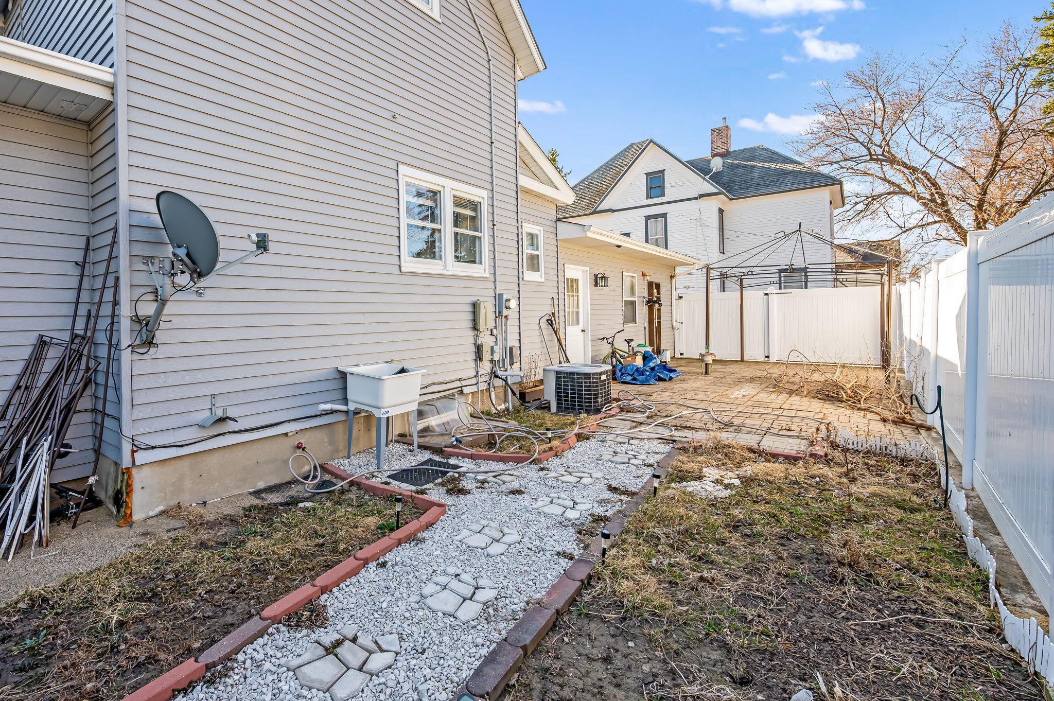 1452 5th Avenue Windom, MN 56101 - Photo 7 of 36