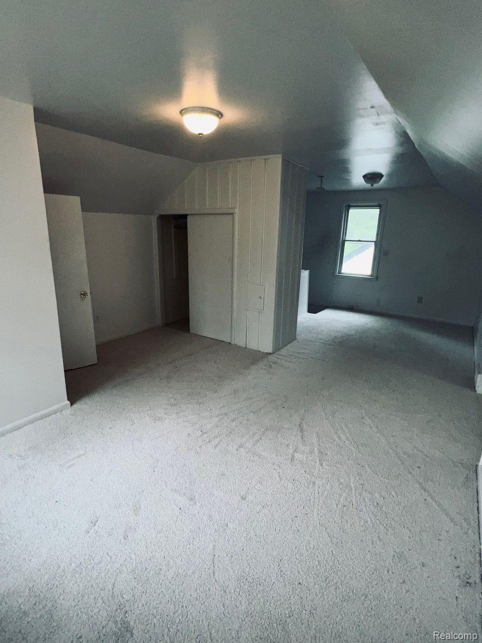 19417 Rutherford Street Detroit, MI 48235 - Photo 14 of 18 Upstairs