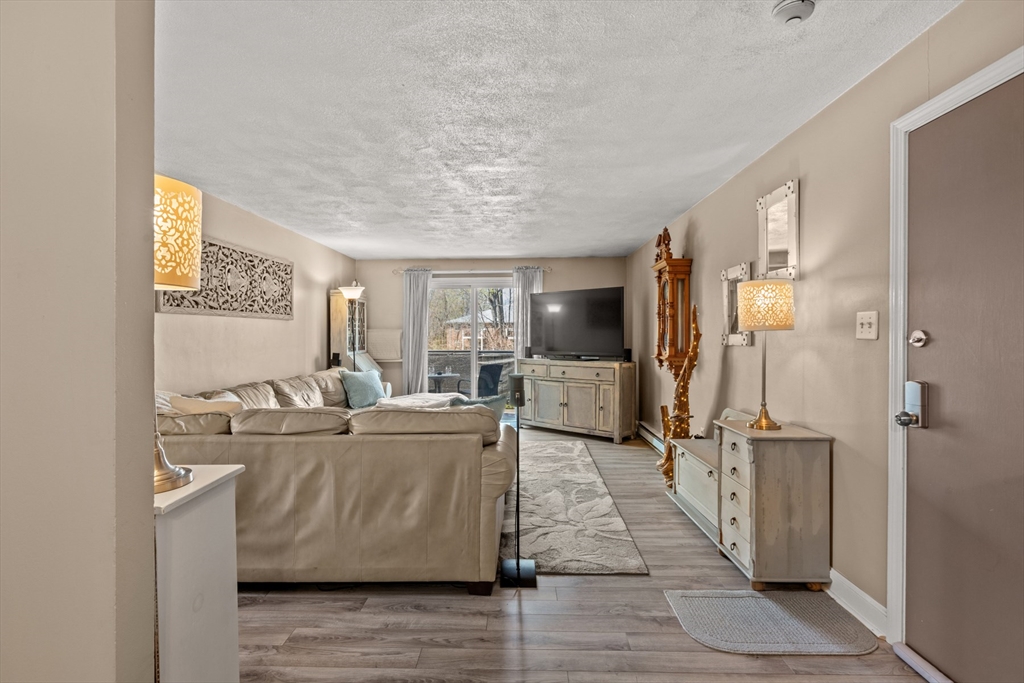 5 Walker Road, Unit 11 North Andover, MA 01845 - Photo 3 of 17 Gallery Image 3