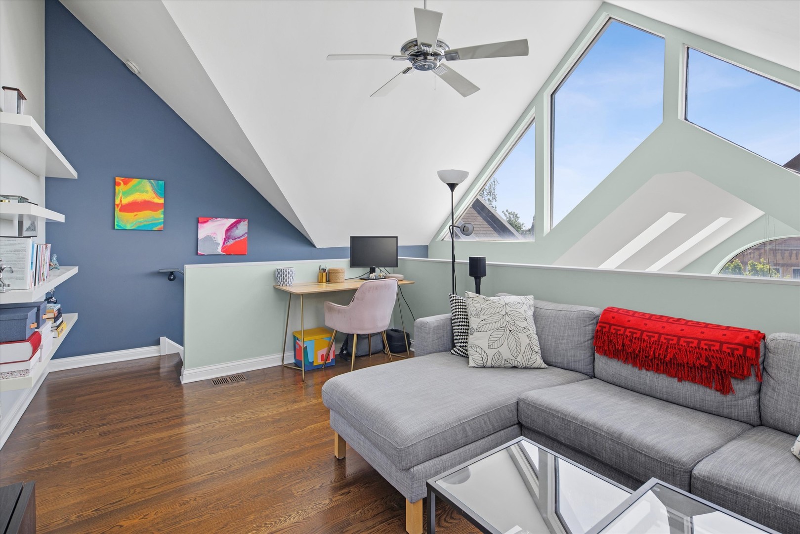 2024 West Iowa Street, Unit 3B Chicago, IL 60622 - Photo 12 of 29