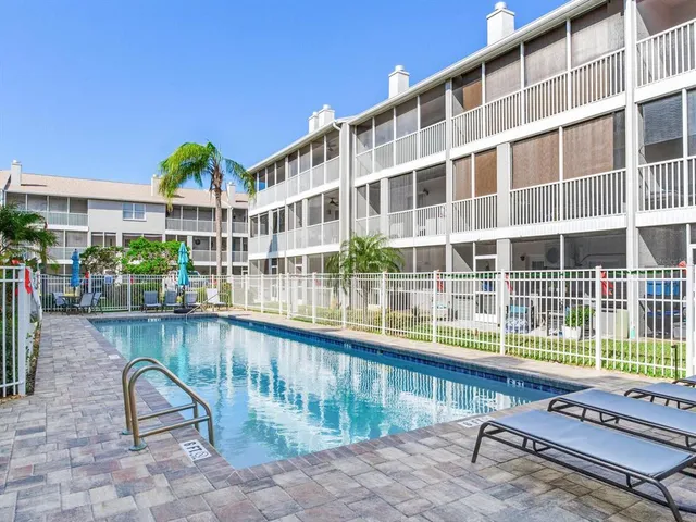$1,199,000 | 521 Pinellas Bayway South, Unit 107, St. Petersburg, FL 33715