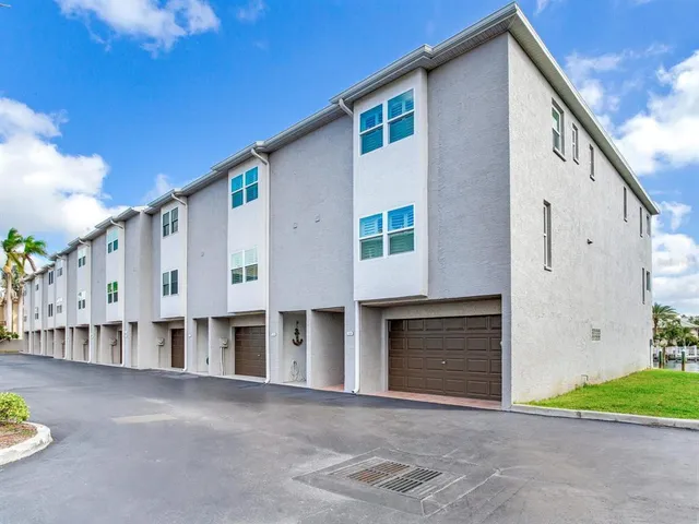 $1,199,000 | 521 Pinellas Bayway South, Unit 107, St. Petersburg, FL 33715