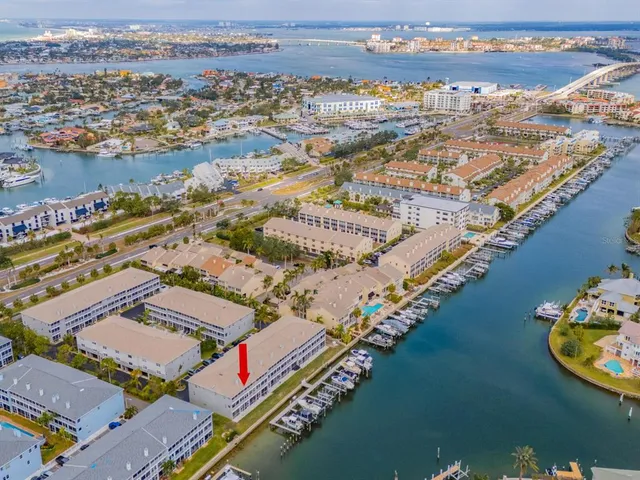 $1,199,000 | 521 Pinellas Bayway South, Unit 107, St. Petersburg, FL 33715