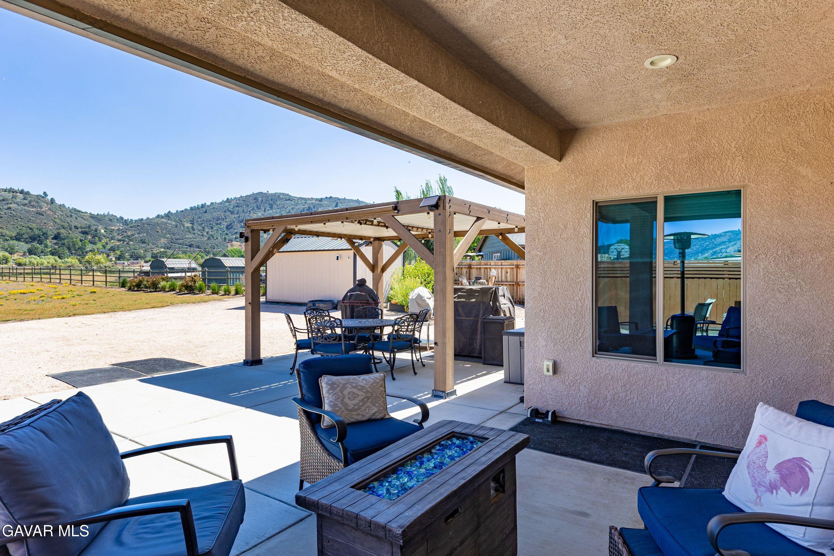 29926 Caddy Lane Tehachapi, CA 93561 - Photo 23 of 32 c16