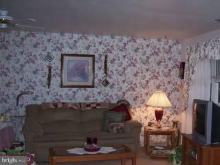 19 Thomas Road Voorhees, NJ 08043 - Photo 3 of 6 Gallery Image 3