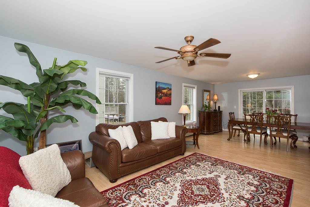 47 Jay Way Rochester, NH 03868 - Photo 11 of 40 Gallery Image 11