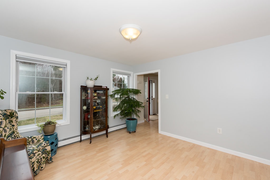 47 Jay Way Rochester, NH 03868 - Photo 16 of 40 Gallery Image 16