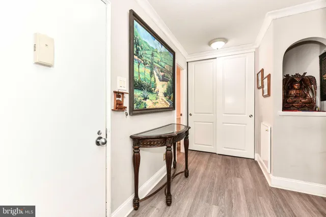 $3,100 | 309 Yoakum Parkway, Unit 408, Alexandria, VA 22304