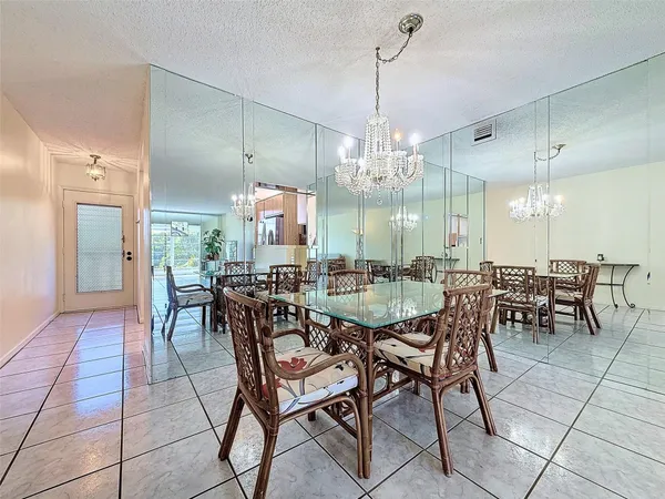 $1,750 | 3102 Portofino Point, Unit J3, Coconut Creek, FL 33066