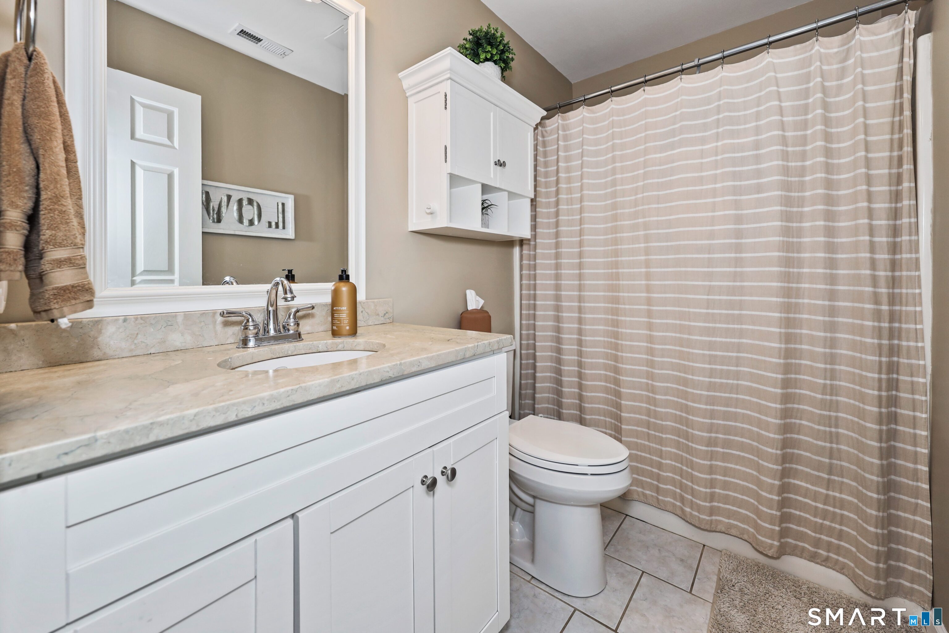 380 Hitchcock Road, Unit 219 Waterbury, CT 06705 - Photo 24 of 40
