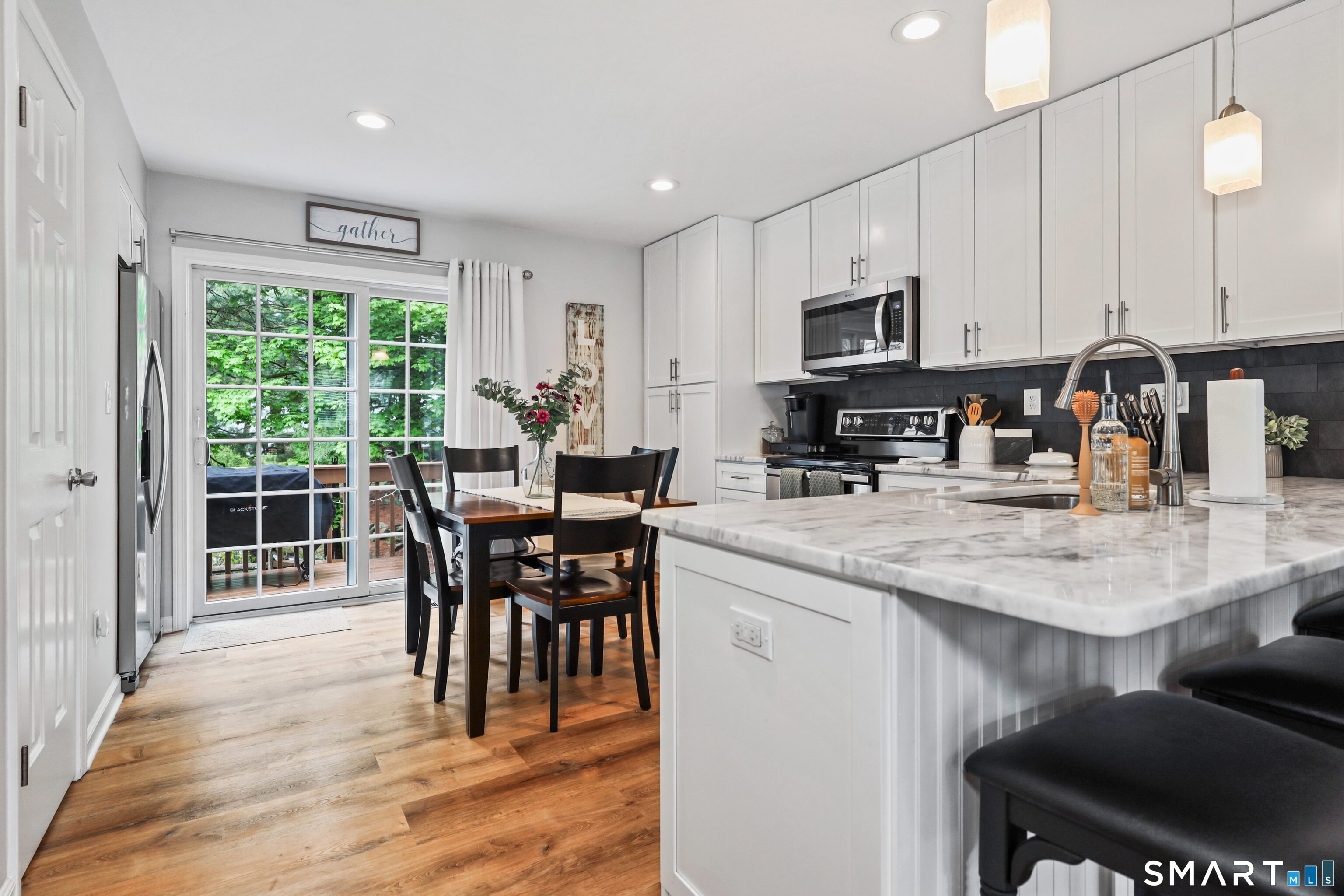 380 Hitchcock Road, Unit 219 Waterbury, CT 06705 - Photo 4 of 40