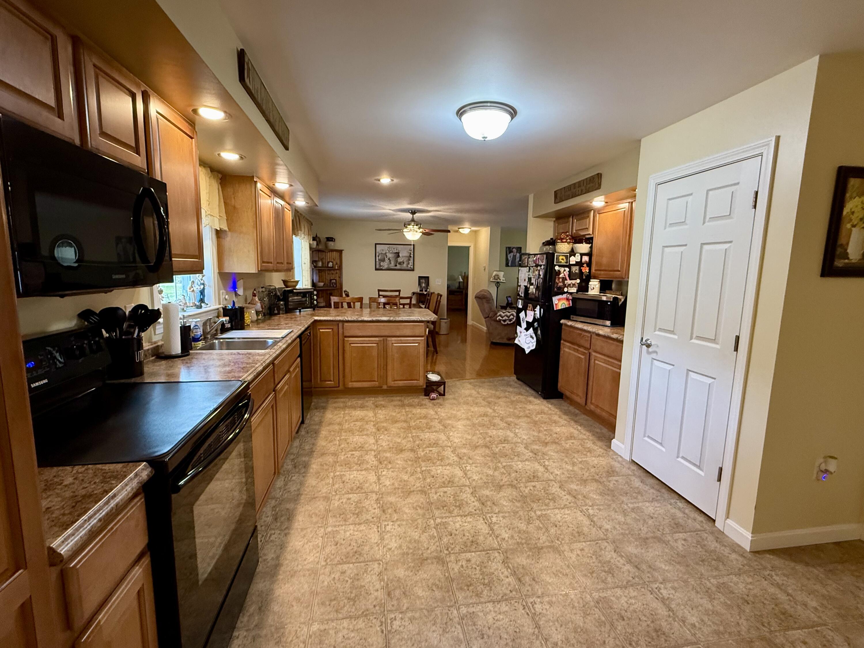 45 Oakview Lane Enfield, ME 04493 - Photo 6 of 55 IMG_1318