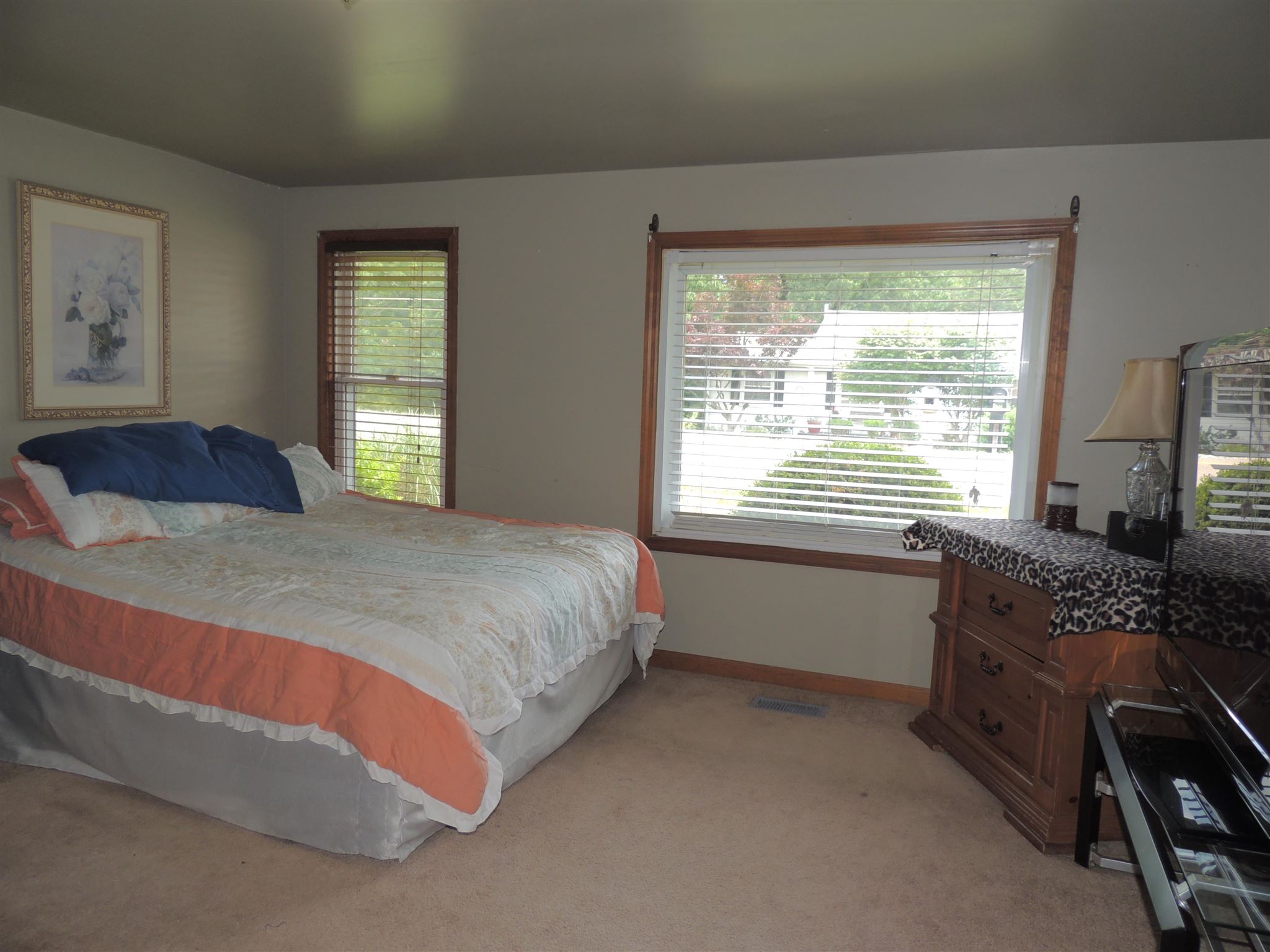 10200 Fischer Road Evansville, IN 47720 - Photo 9 of 27 Gallery Image 9