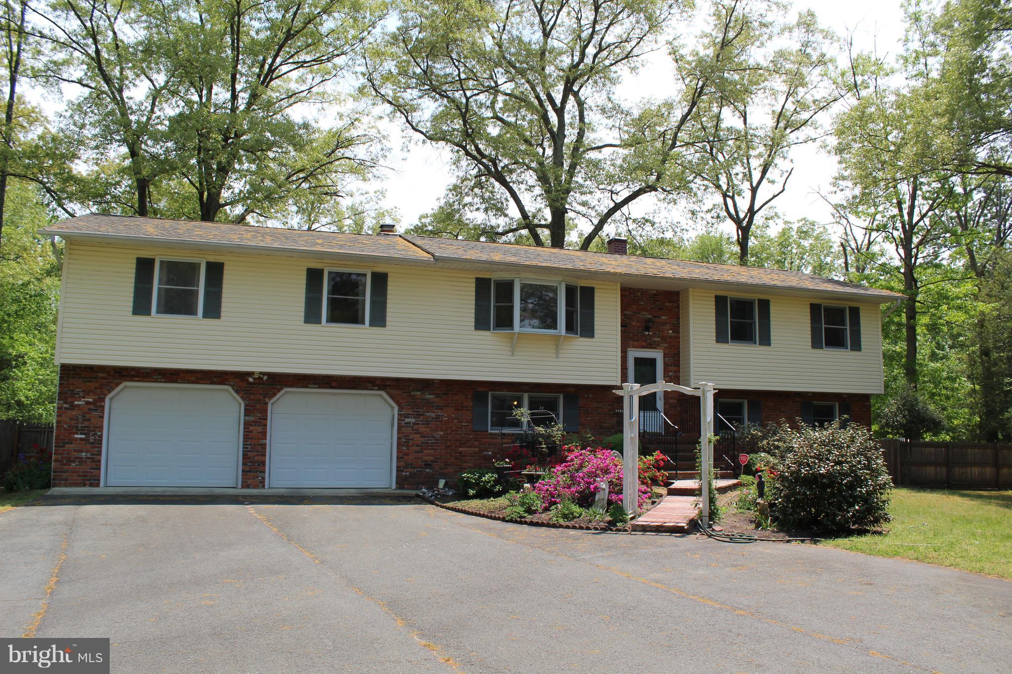 175 Waldo Road Pasadena, MD 21122 - Photo 1 of 30 Exterior (Front)
