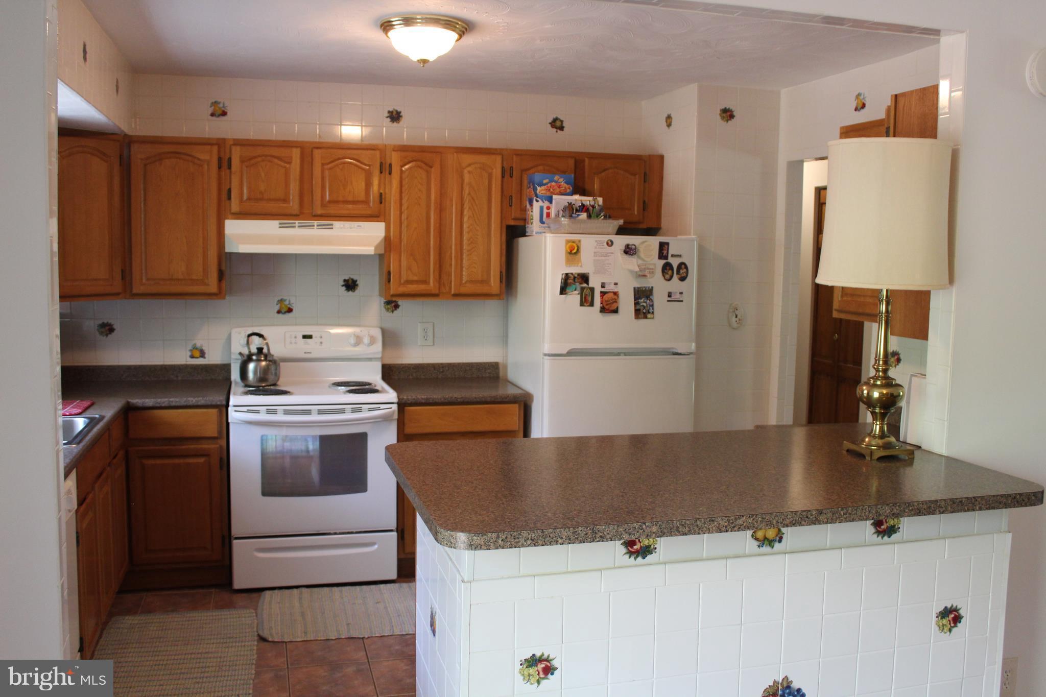 175 Waldo Road Pasadena, MD 21122 - Photo 13 of 30 Kitchen