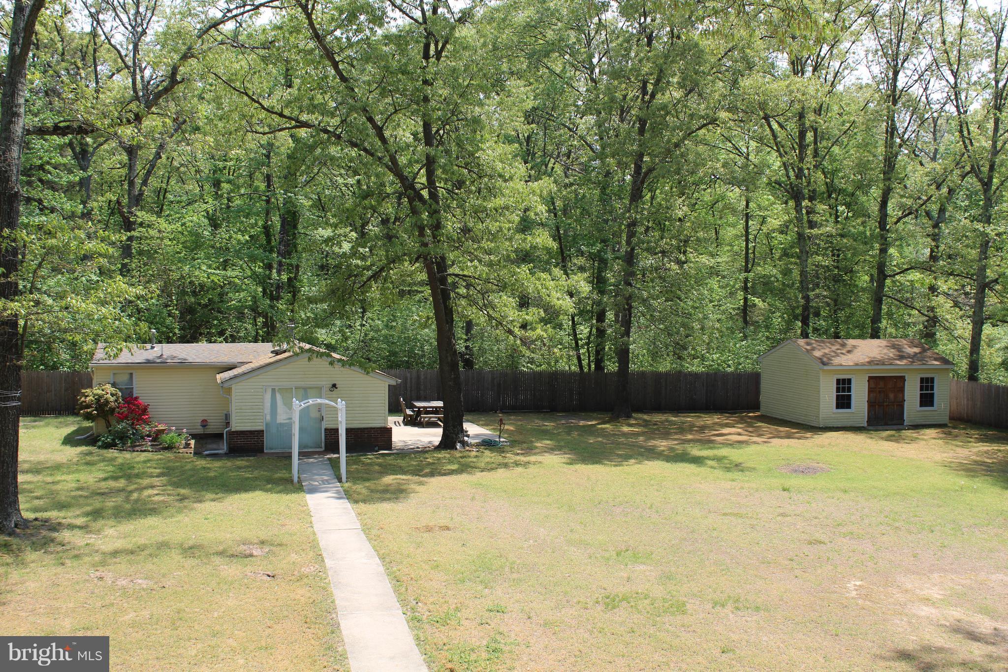 175 Waldo Road Pasadena, MD 21122 - Photo 3 of 30 View of over 1 acre fence yard
