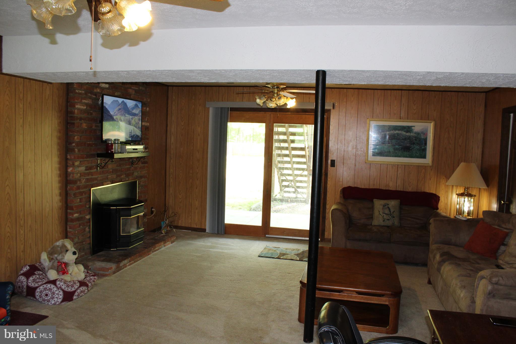 175 Waldo Road Pasadena, MD 21122 - Photo 26 of 30 Family Room