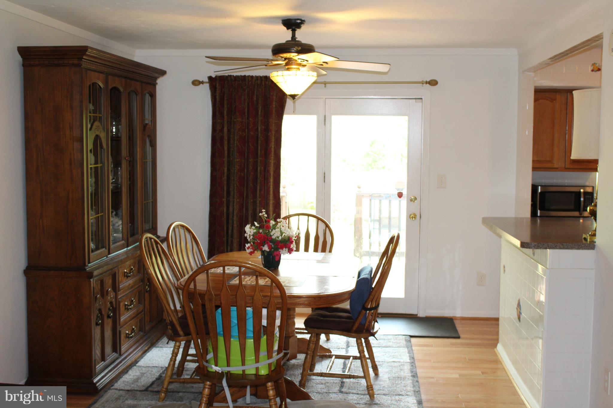 175 Waldo Road Pasadena, MD 21122 - Photo 9 of 30 Dining Room