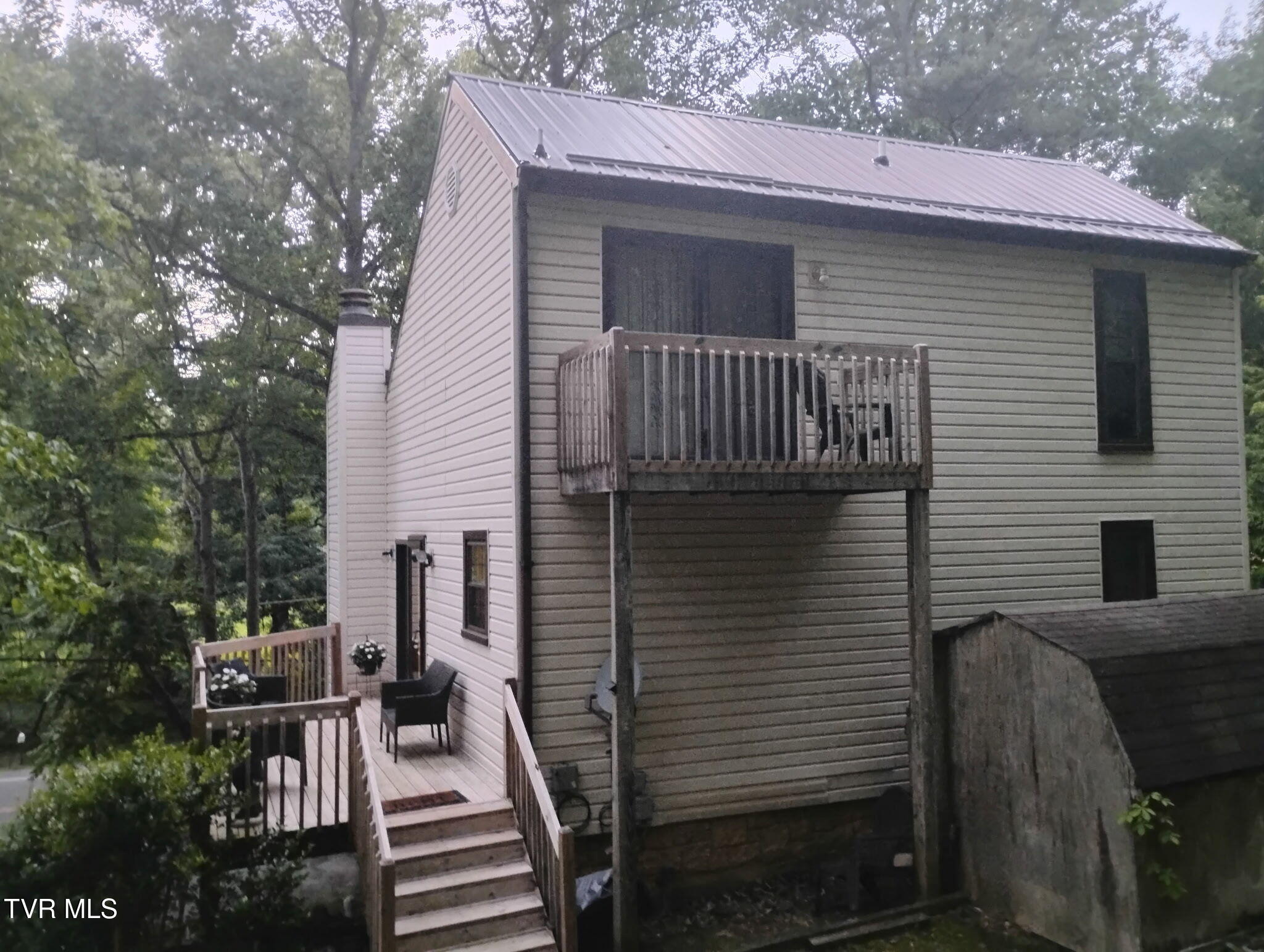 1111 Cherokee Road Johnson City, TN 37604 - Photo 3 of 48 2433605778327271975