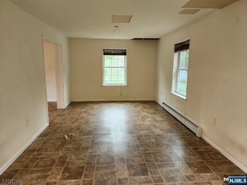 128 Big Piece Road Fairfield, NJ 07004 - Photo 14 of 26 a view of room with window