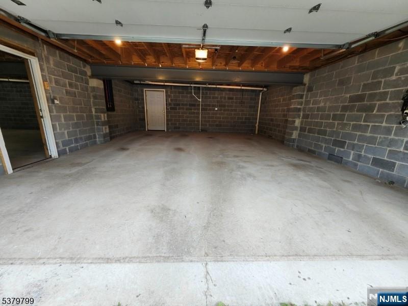 128 Big Piece Road Fairfield, NJ 07004 - Photo 20 of 26 a view of an empty room