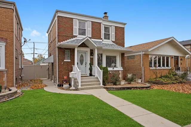 $379,900 | 6123 South Meade Avenue, Chicago, IL 60638