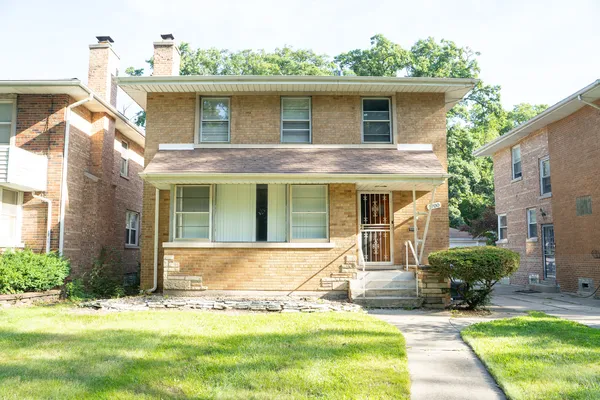 $375,000 | 1700 West 103rd Street, Chicago, IL 60643