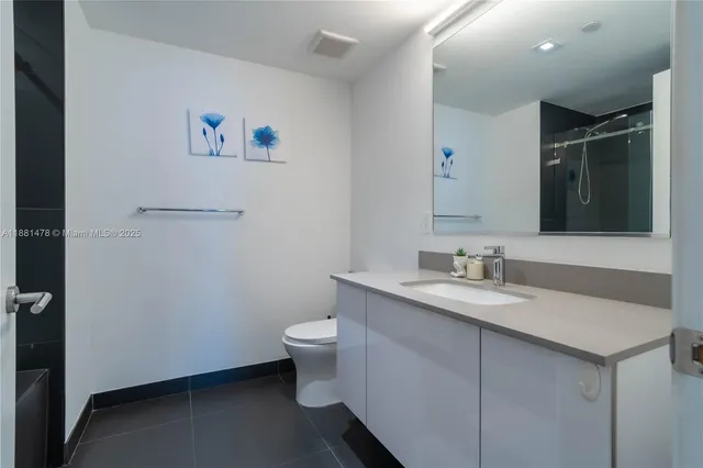 $439,000 | 1600 Northeast 1st Avenue, Unit 1412, Miami, FL 33132