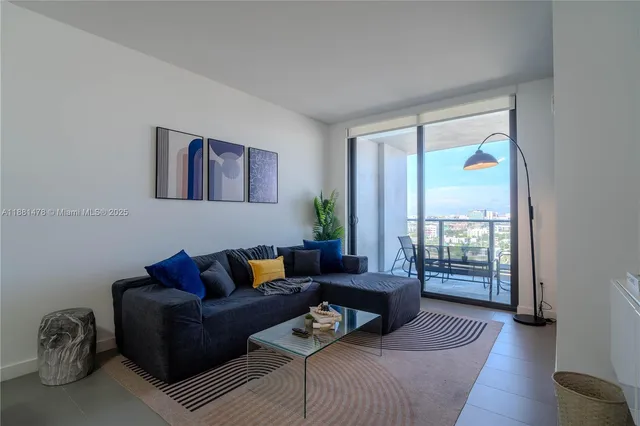 $439,000 | 1600 Northeast 1st Avenue, Unit 1412, Miami, FL 33132