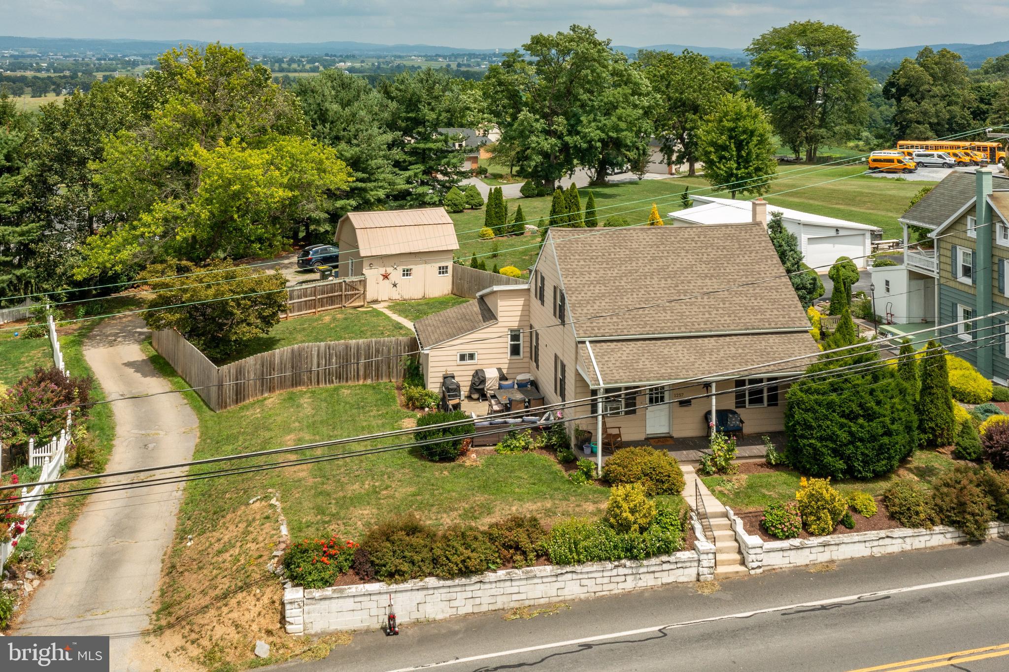 1257 East Newport Road Lititz, PA 17543 - Photo 3 of 45