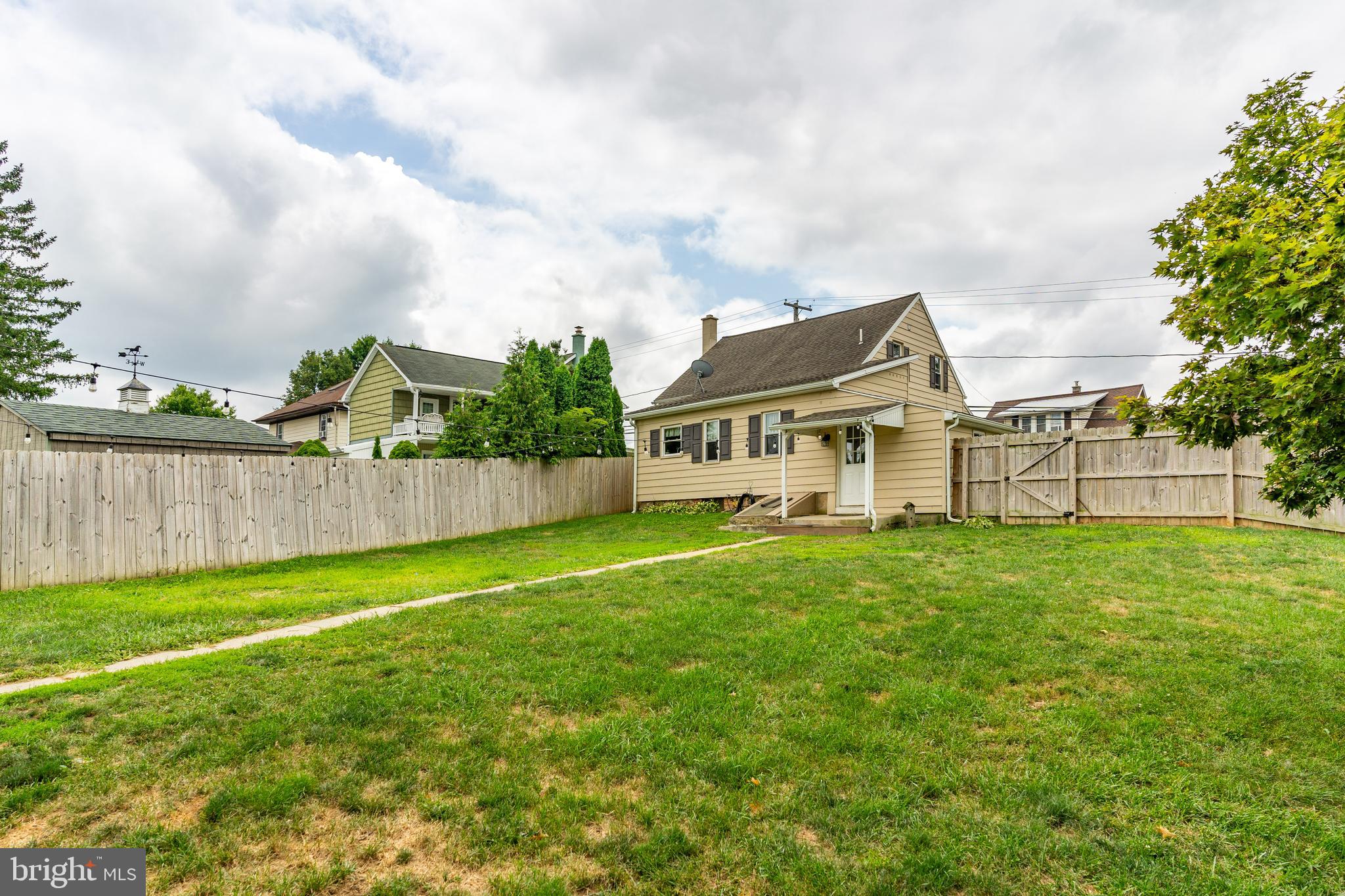 1257 East Newport Road Lititz, PA 17543 - Photo 8 of 45