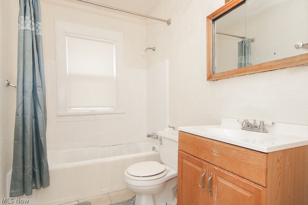 2177 Rexwood Road Cleveland, OH 44118 - Photo 14 of 16