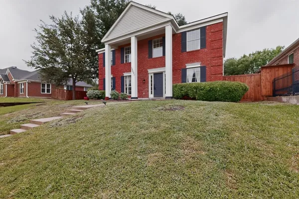 $2,890 | 10201 Napa Valley Drive, Frisco, TX 75035