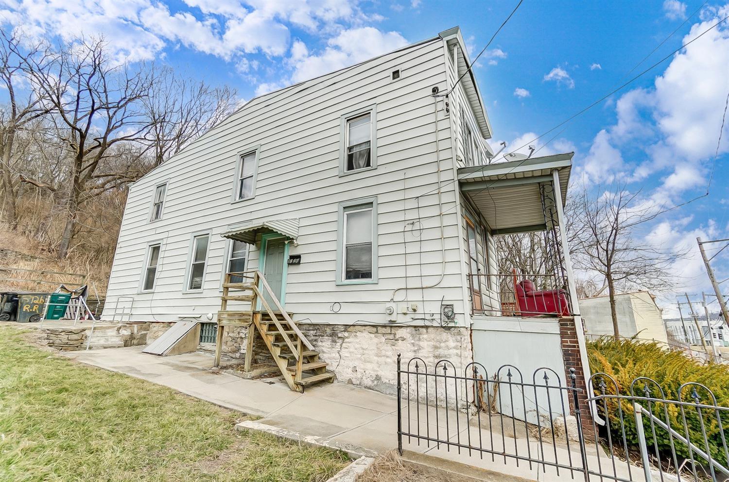 3126 River Road Cincinnati, OH 45204 - Photo 5 of 36