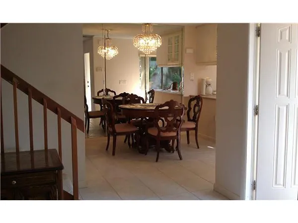 $2,400 | 114 Buttonwood Lane, Unit 114, Boynton Beach, FL 33436