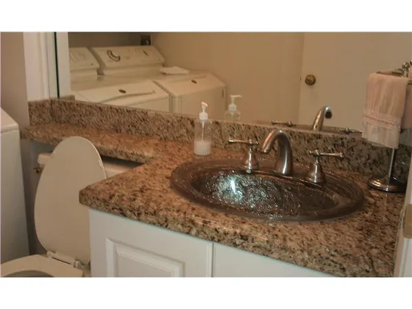 $2,400 | 114 Buttonwood Lane, Unit 114, Boynton Beach, FL 33436