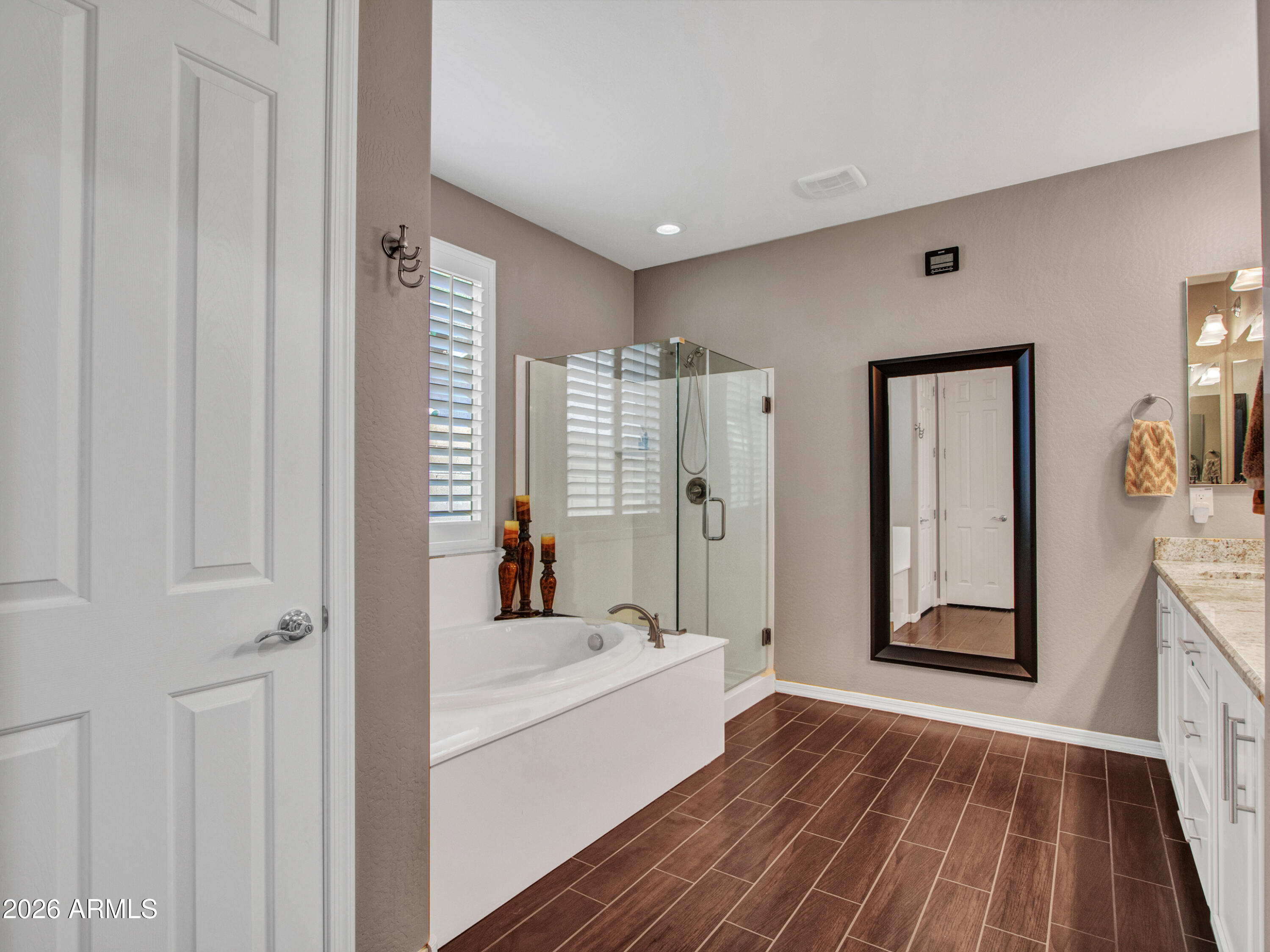 2539 West Rabjohn Road Phoenix, AZ 85085 - Photo 49 of 97 14-Primary-(5)