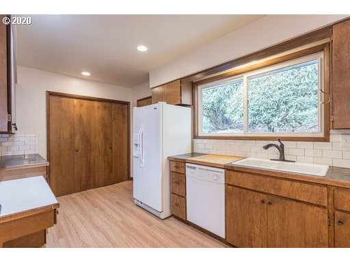 3625 Southwest Patton Road Portland, OR 97221 - Photo 18 of 32