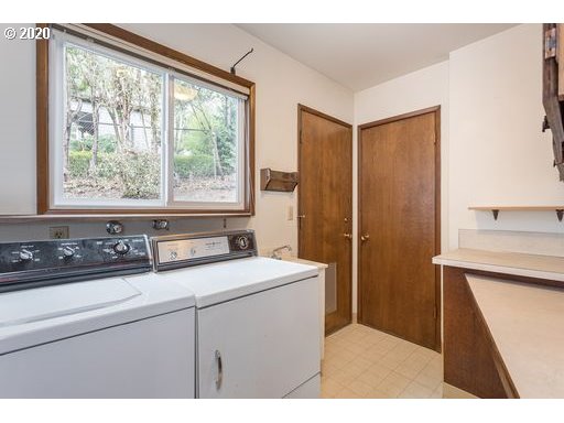 3625 Southwest Patton Road Portland, OR 97221 - Photo 20 of 32