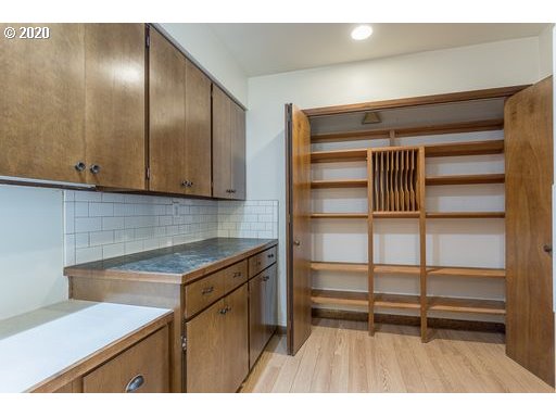 3625 Southwest Patton Road Portland, OR 97221 - Photo 21 of 32