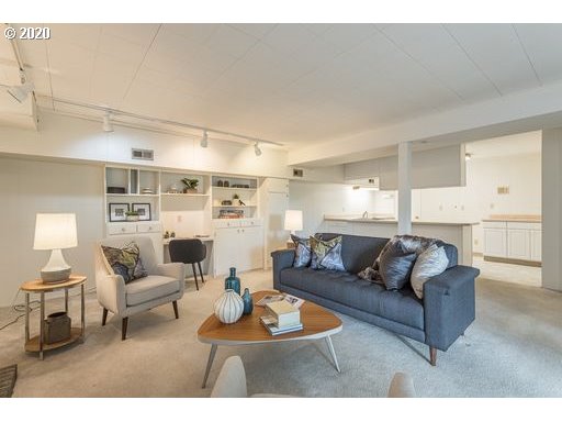 3625 Southwest Patton Road Portland, OR 97221 - Photo 27 of 32
