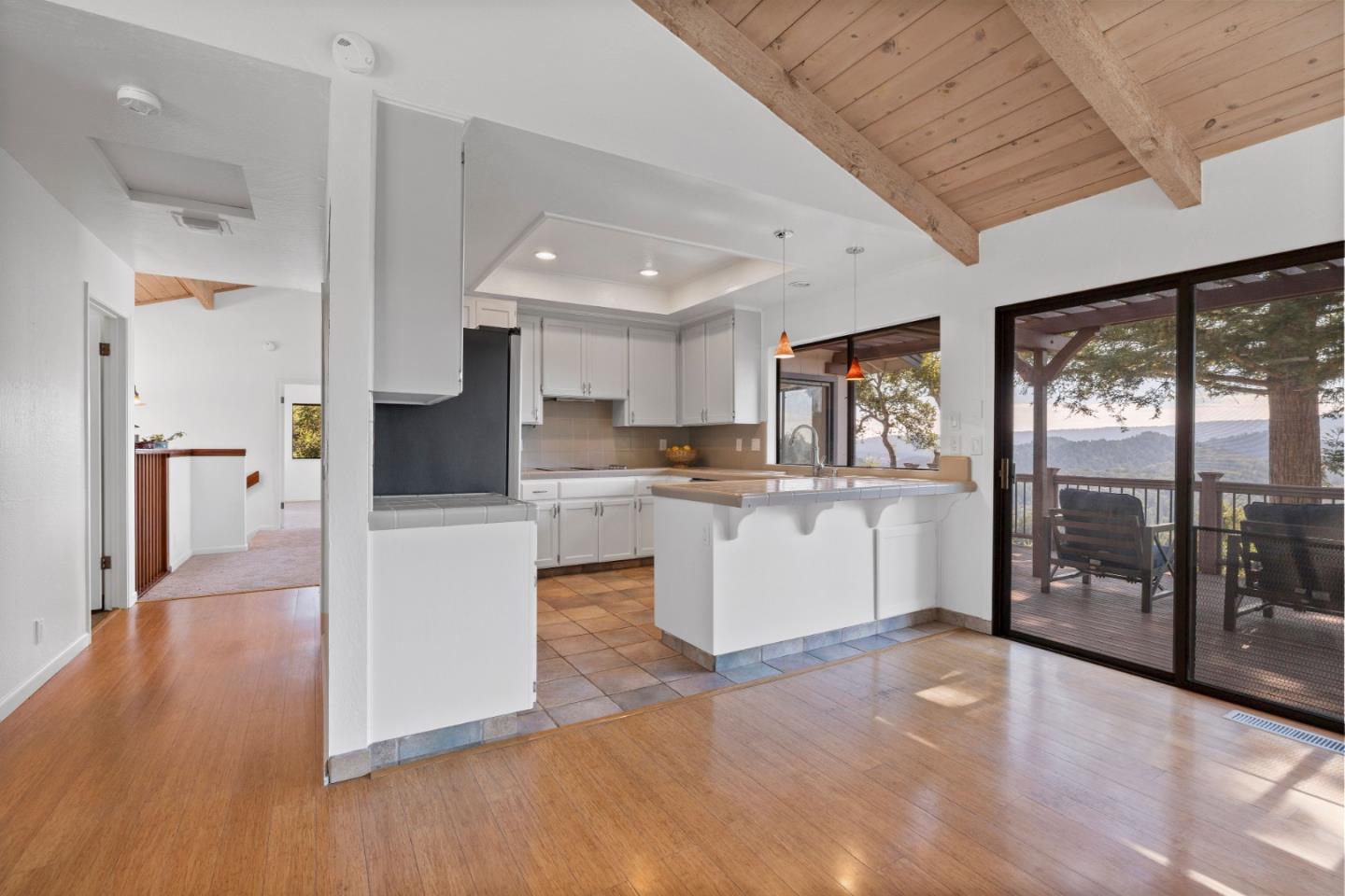 25435 Hutchinson Road Los Gatos, CA 95033 - Photo 10 of 21